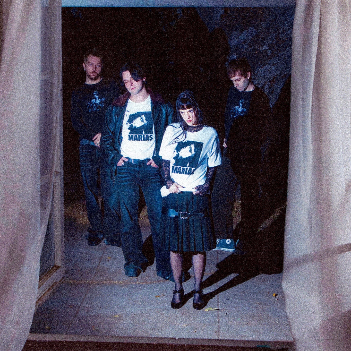 maría tear drop tee