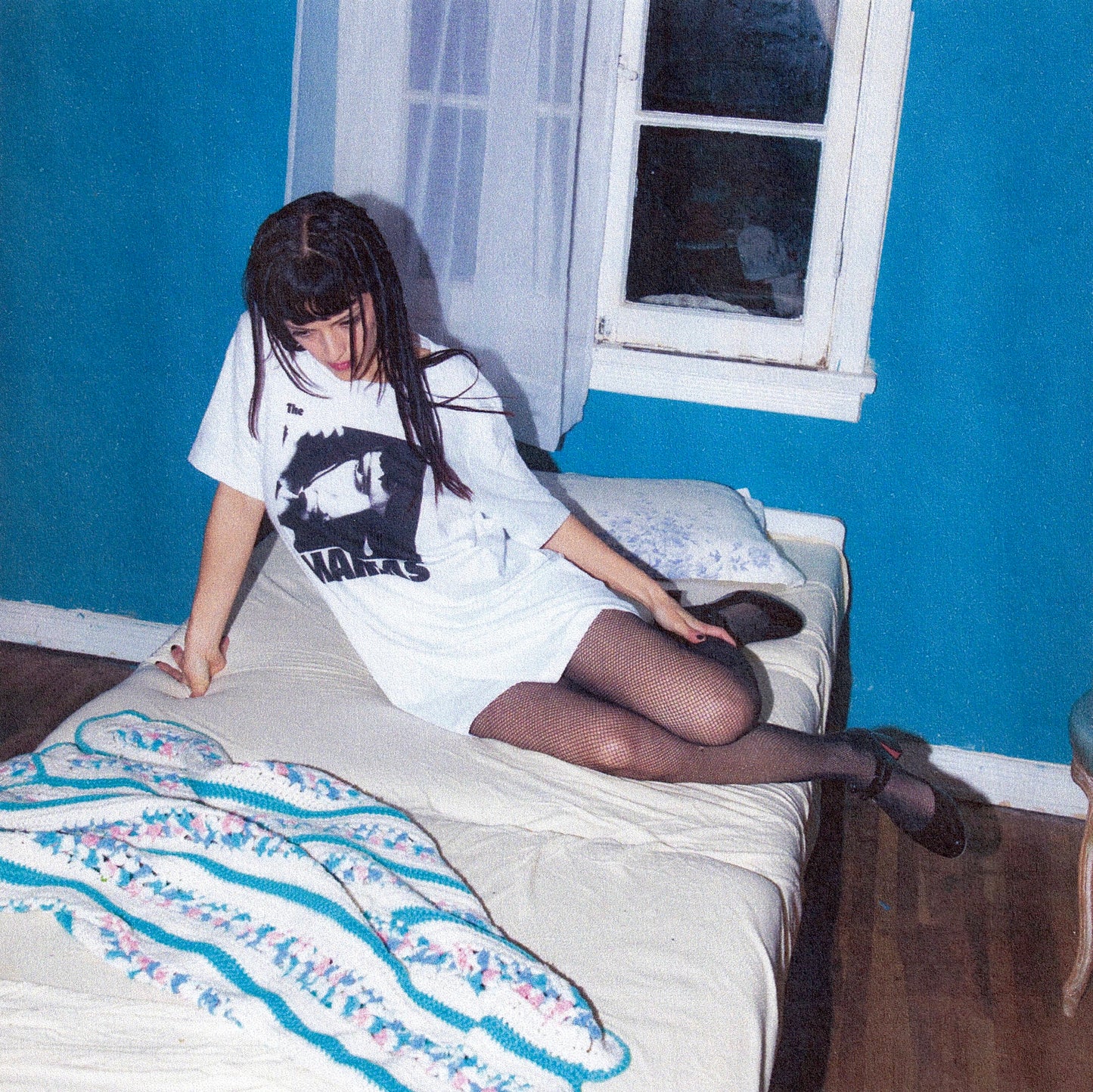 maría tear drop tee